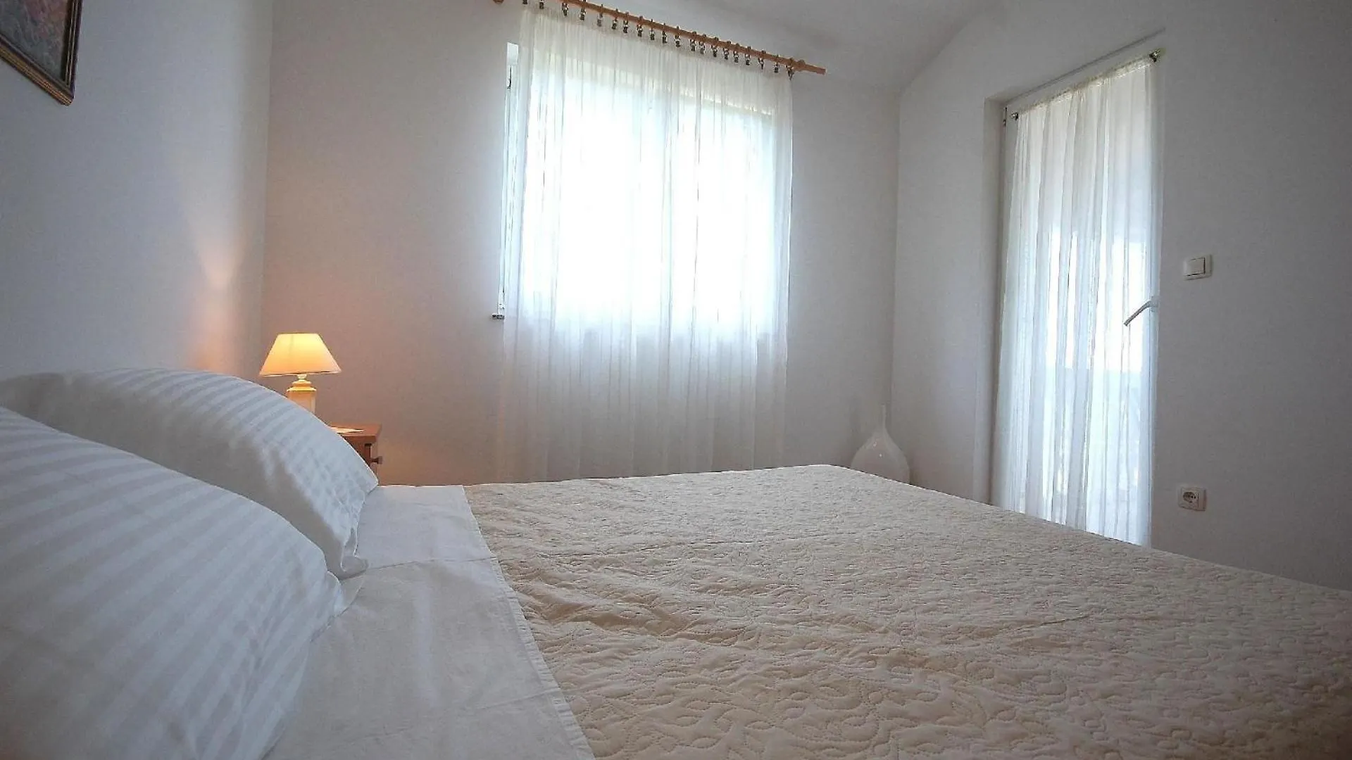 Apartment Ferienwohnung Fuer 4 Personen Ca 55 Qm In Bogovici, Kvarner Bucht Krk Malinska Croatia